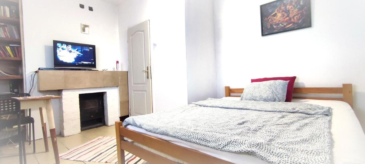 Farmhouse Studios Belgrad Oda fotoğraf